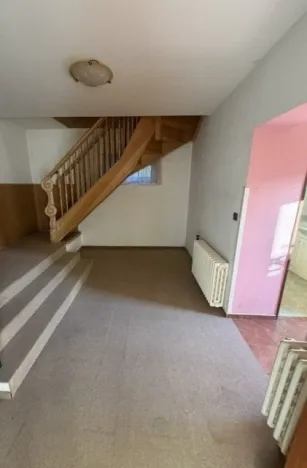 Prodej rodinného domu, Srbsko, Hrašov, 300 m2