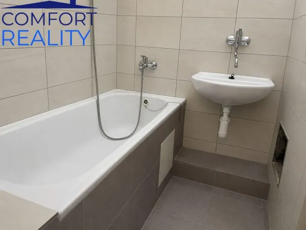 Pronájem bytu 1+1, Ostrava - Poruba, Havlíčkovo náměstí, 40 m2