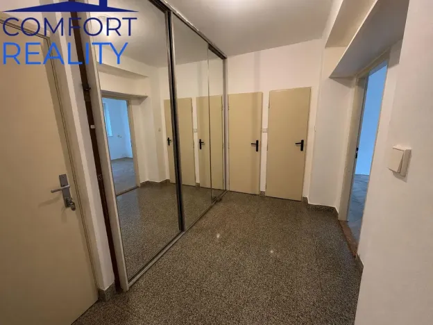 Pronájem bytu 1+1, Ostrava - Poruba, Havlíčkovo náměstí, 40 m2