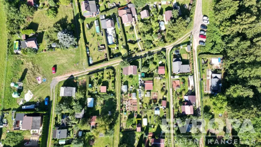 Prodej zahrady, Hostinné, 287 m2