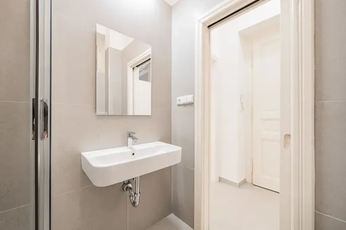 Pronájem bytu 1+kk, Praha - Nové Město, Lípová, 35 m2