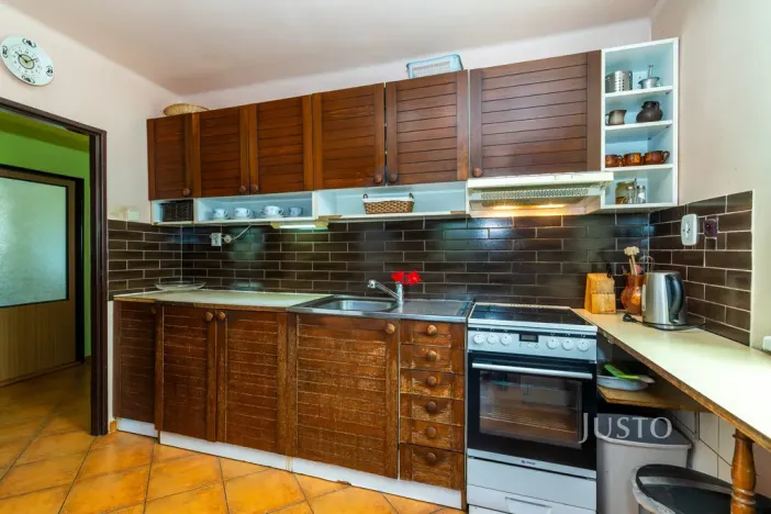 Prodej rodinného domu, Zvole, 520 m2