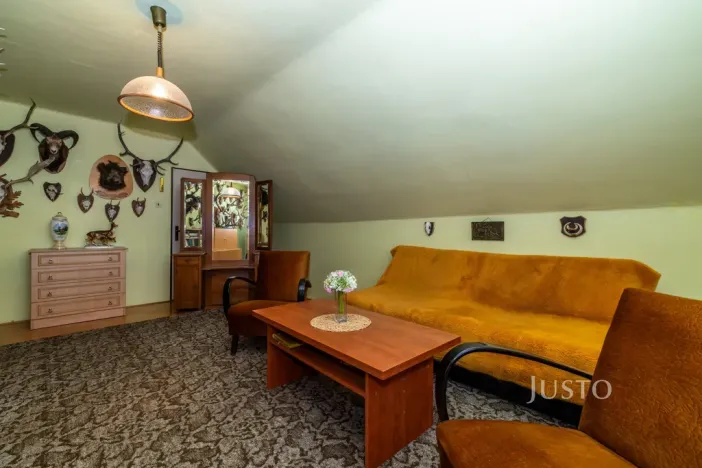 Prodej rodinného domu, Zvole, 520 m2