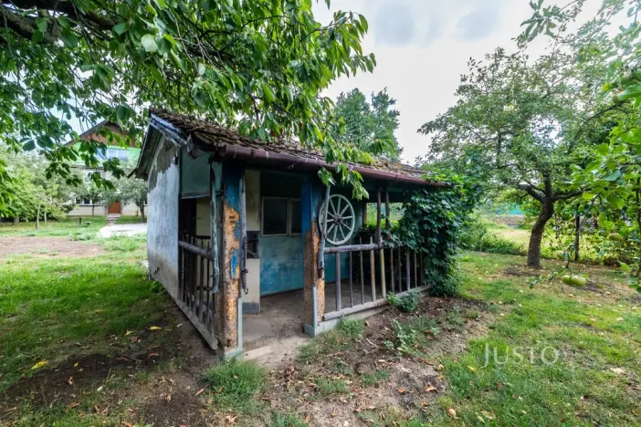 Prodej rodinného domu, Zvole, 520 m2