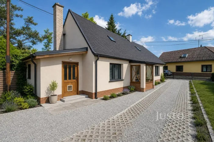 Prodej rodinného domu, Zvole, 520 m2