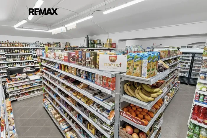 Prodej obchodního prostoru, Chýnice, Karlštejnská, 74 m2