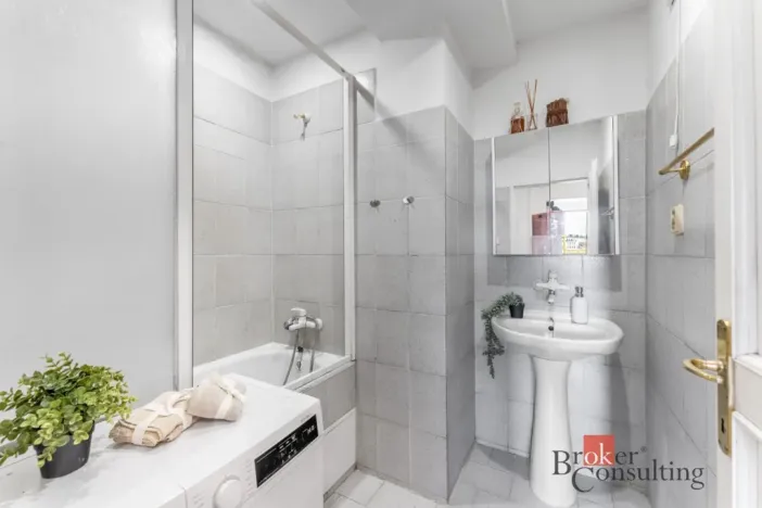 Prodej bytu 3+1, Praha - Vokovice, Ke dvoru, 69 m2