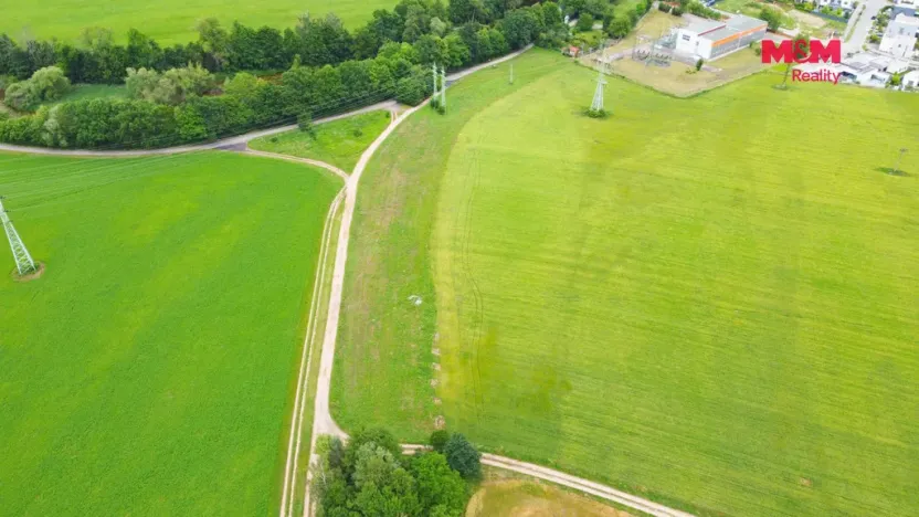 Prodej komerčního pozemku, Hradec Králové - Třebeš, 6364 m2