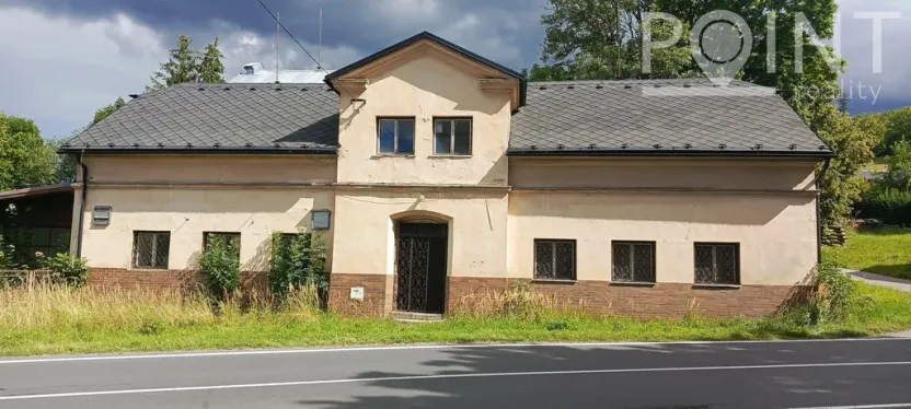 Prodej rodinného domu, Karlovice, 340 m2