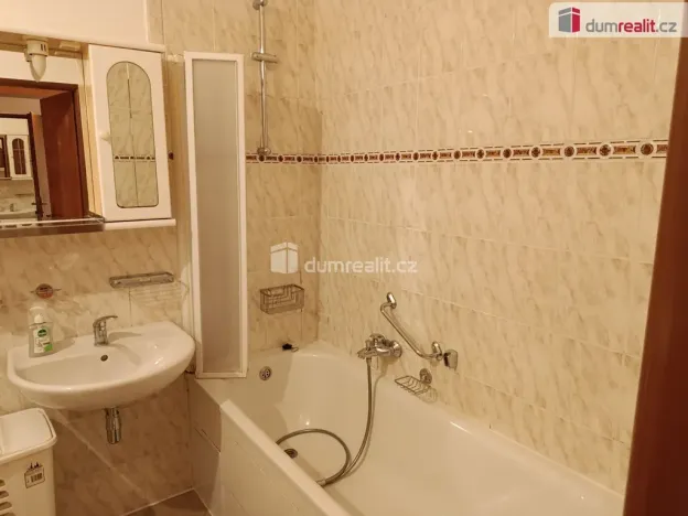 Pronájem bytu 3+1, Praha - Braník, Skaláků, 85 m2