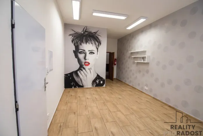 Pronájem obchodního prostoru, Hodonín, Polní, 34 m2