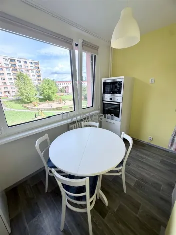 Pronájem bytu 2+1, Ústí nad Labem - Všebořice, Plynárenská, 64 m2