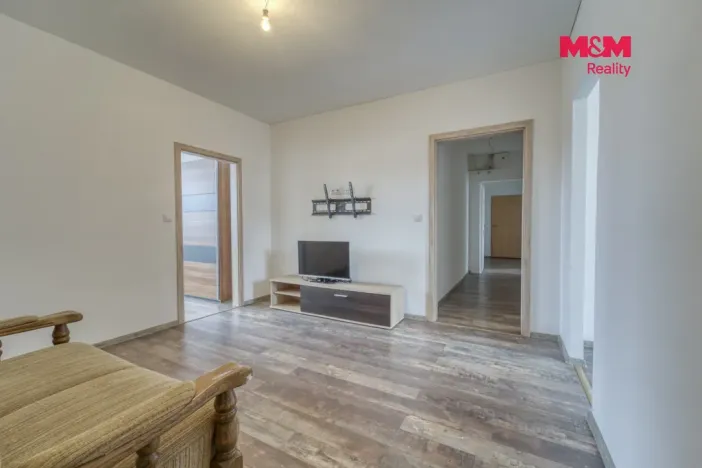Prodej bytu 4+1, Lesná, 64 m2