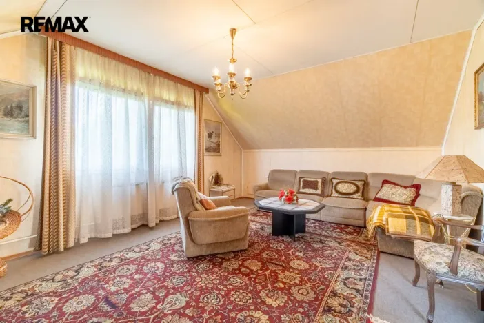 Prodej rodinného domu, Jesenice - Horní Jirčany, Budějovická, 170 m2
