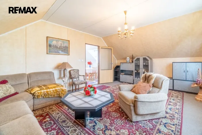 Prodej rodinného domu, Jesenice - Horní Jirčany, Budějovická, 170 m2