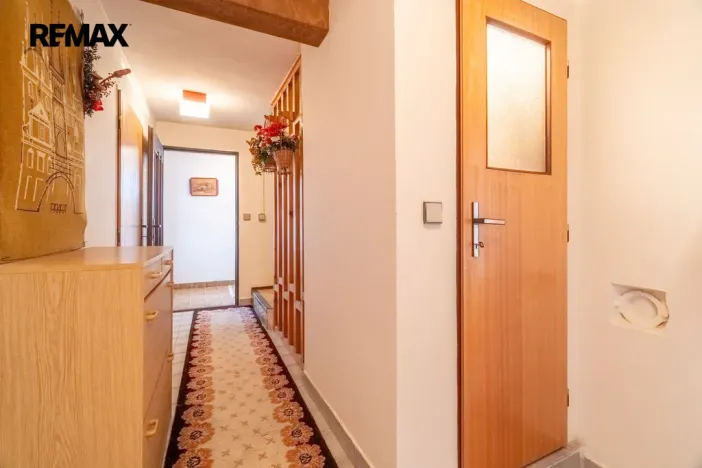 Prodej rodinného domu, Jesenice - Horní Jirčany, Budějovická, 170 m2
