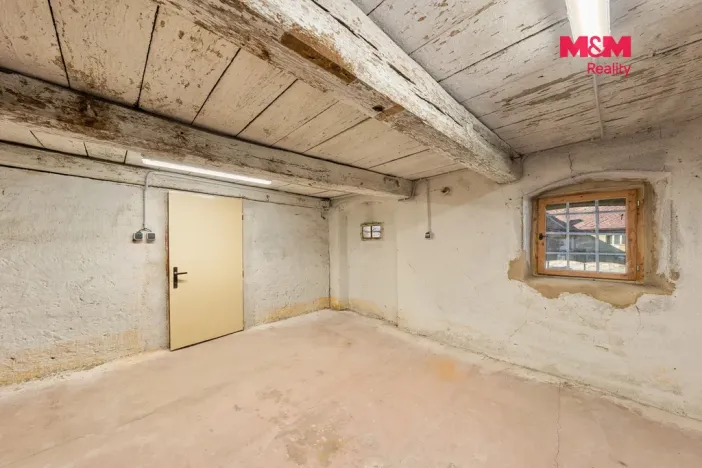 Prodej rodinného domu, Blšany u Loun, 400 m2