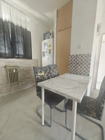 Prodej bytu 2+1, Vsetín, Tyršova, 37 m2