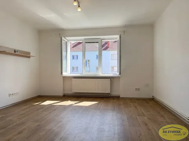 Pronájem bytu 2+1, Kroměříž, Sládkova, 62 m2