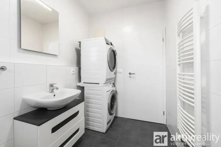 Pronájem bytu 2+kk, Vrané nad Vltavou, U Elektrárny, 48 m2