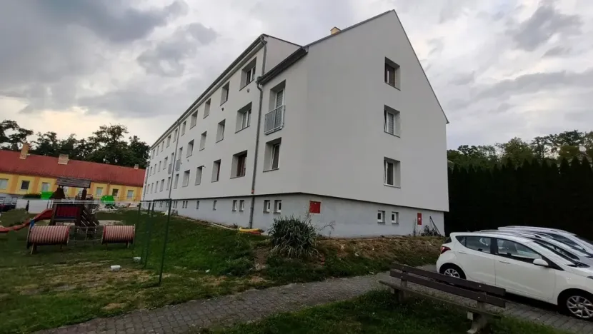 Prodej bytu 2+1, Hluboká nad Vltavou, Palackého, 53 m2