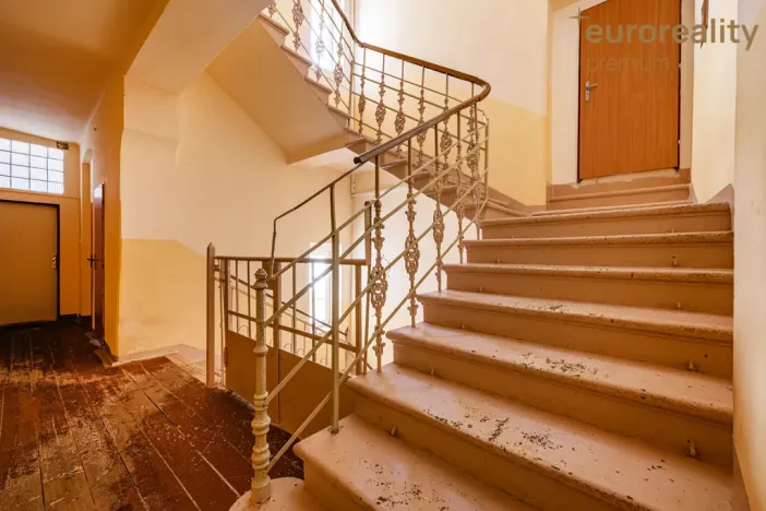 Prodej bytu 2+kk, Mariánské Lázně, Mladějovského, 41 m2