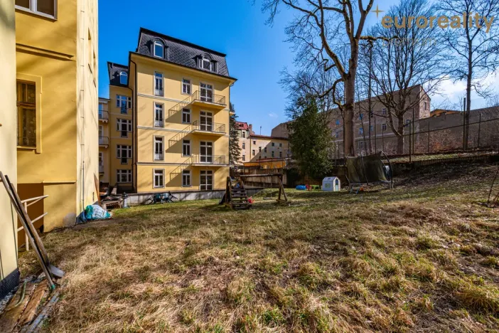 Prodej bytu 2+kk, Mariánské Lázně, Mladějovského, 41 m2