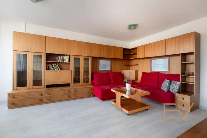 Prodej bytu 3+1, Praha - Řepy, Nevanova, 70 m2
