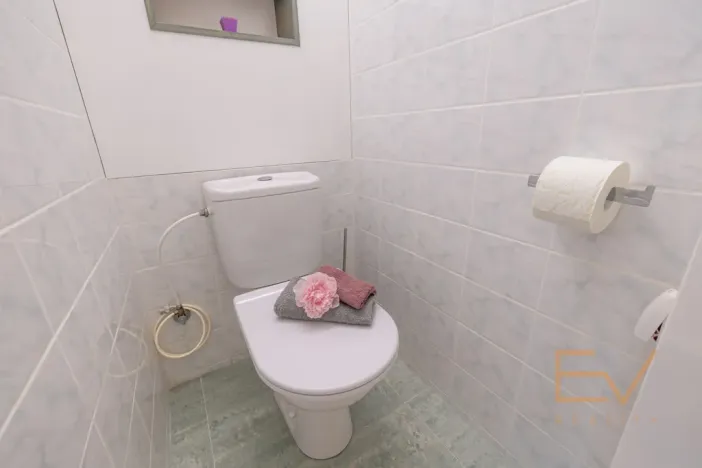 Prodej bytu 3+1, Praha - Řepy, Nevanova, 70 m2