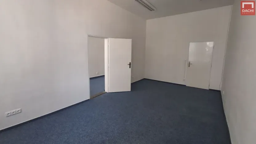 Pronájem kanceláře, Olomouc - Chválkovice, 28 m2