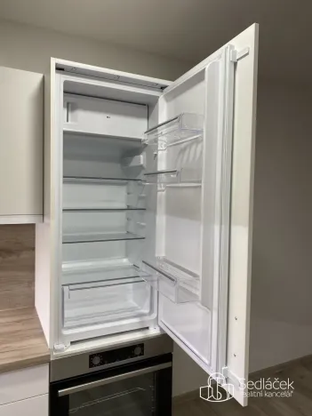 Prodej bytu 1+kk, Sokolov, Tovární, 23 m2
