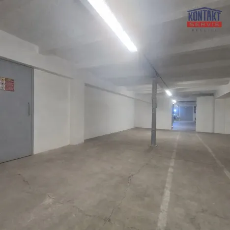 Pronájem skladu, České Budějovice, Rudolfovská tř., 198 m2