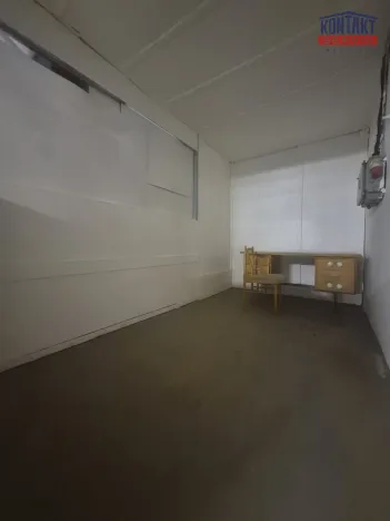 Pronájem skladu, České Budějovice, Rudolfovská tř., 198 m2