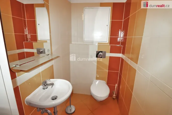 Prodej bytu 3+kk, Karlovy Vary, Zámecký vrch, 113 m2
