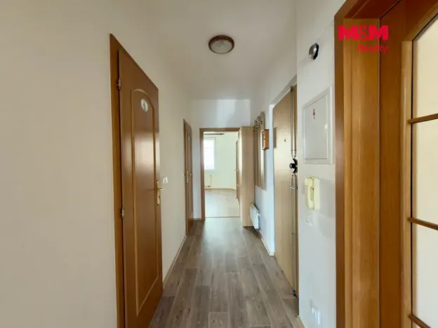 Pronájem bytu 2+1, Praha, U štěpu, 54 m2