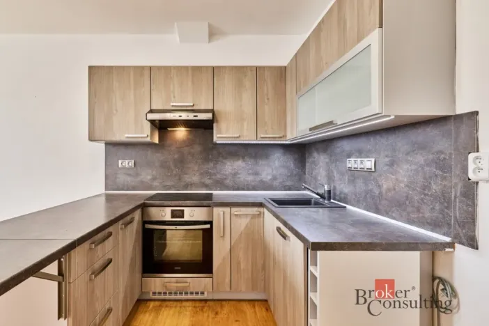 Pronájem bytu 2+kk, Úpice, Národní, 46 m2