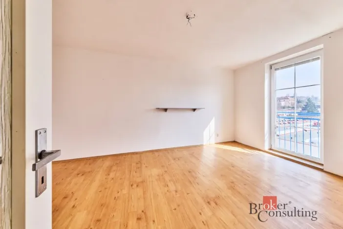 Pronájem bytu 2+kk, Úpice, Národní, 46 m2
