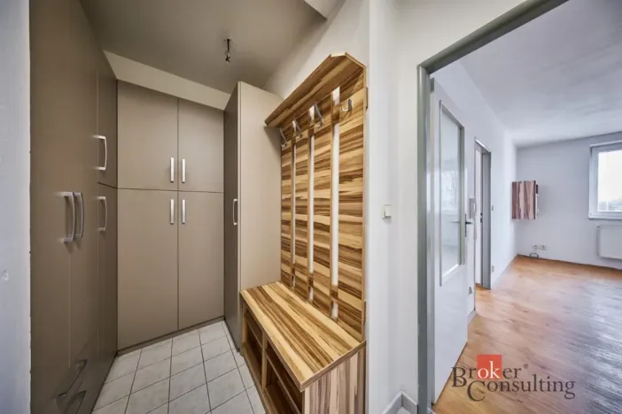 Pronájem bytu 2+kk, Úpice, Národní, 46 m2