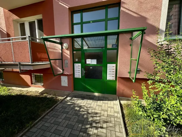 Prodej bytu 2+1, Teplice, Svojsíkova, 54 m2
