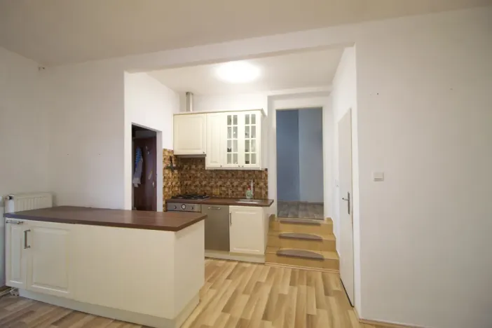 Pronájem bytu 2+kk, Líně, Plzeňská, 42 m2