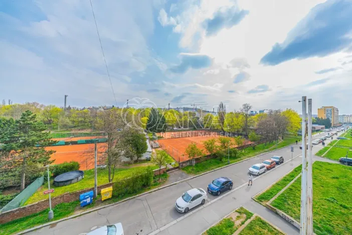 Prodej bytu 4+1, Praha - Vršovice, Kazašská, 93 m2