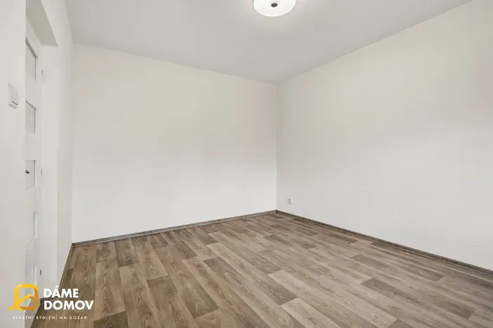 Prodej bytu 1+1, Zlín - Malenovice, třída Svobody, 37 m2