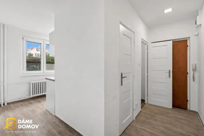 Prodej bytu 1+1, Zlín - Malenovice, třída Svobody, 37 m2