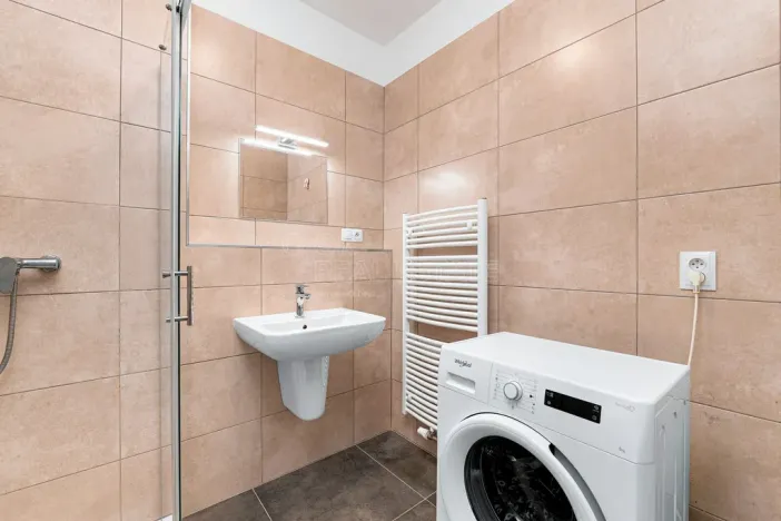 Pronájem bytu 2+kk, Plzeň, Studentská, 45 m2
