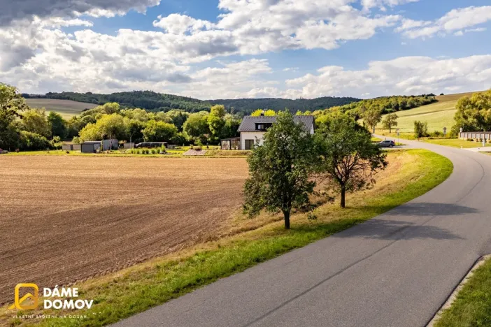 Prodej pozemku pro bydlení, Traplice, 2079 m2