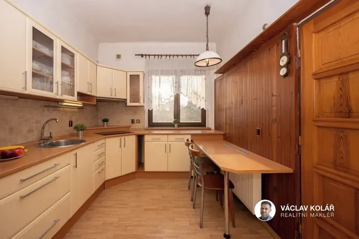 Prodej rodinného domu, Stěžery, Lipová, 186 m2