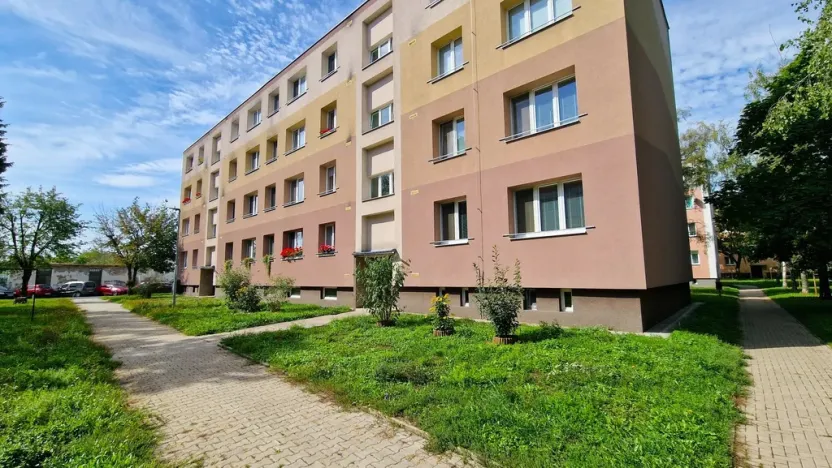 Pronájem bytu 2+1, Lovosice, Sady pionýrů, 56 m2