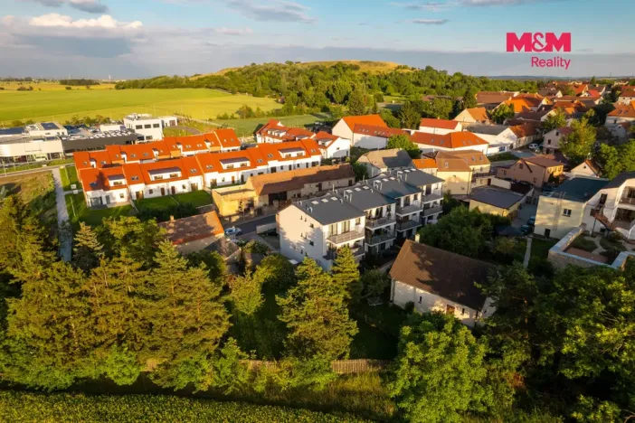 Prodej rodinného domu, Ořech, Karlštejnská, 112 m2