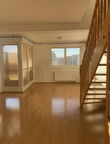 Pronájem bytu 4+kk, Praha - Kobylisy, Šimůnkova, 132 m2