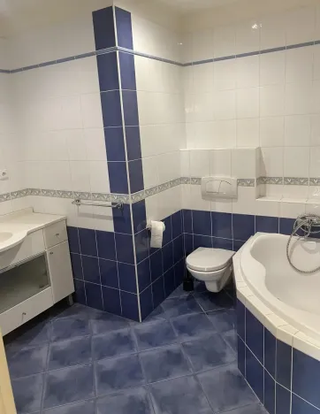 Pronájem bytu 4+kk, Praha - Kobylisy, Šimůnkova, 132 m2